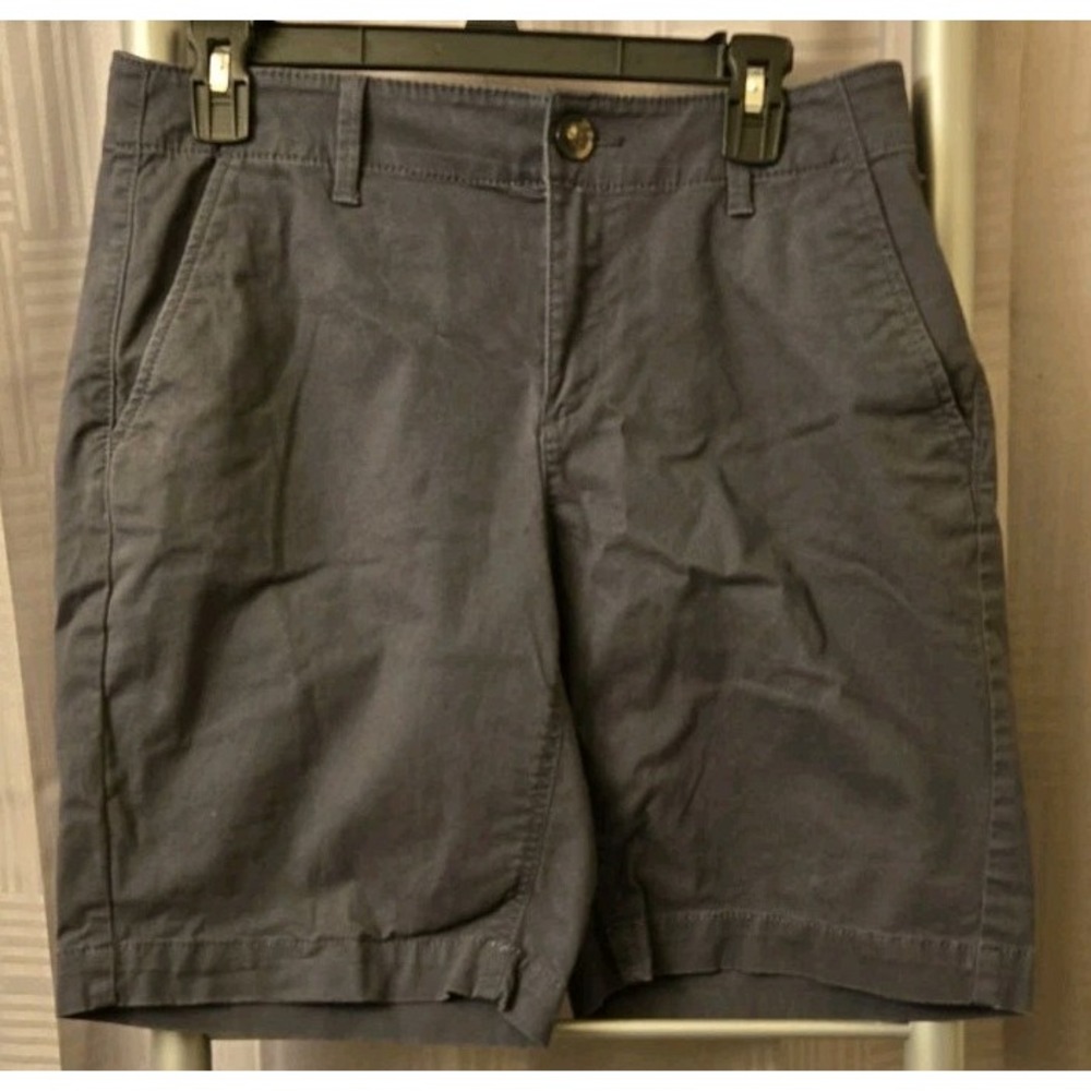 LOFT Womens Gray Washed Twill‎ Bermuda Shorts 9" Flat Front Chino Sz 4 Curvy